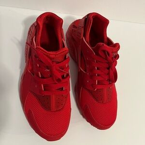 Nike Air Huarache University Red Sneakers Size 6 Youth